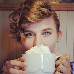 Meet your Posher, Caitlyn